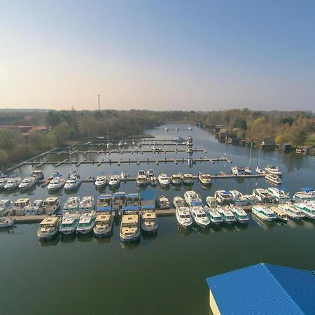 Awesome Apartment In Rechlin With Sauna Luaran gambar